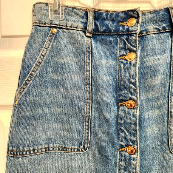 MICHAEL Michael Kors Blue Denim Button Front Midi Skirt - Picture 2 of 13